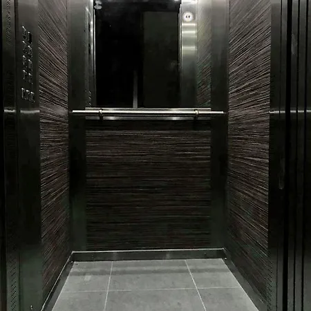 F3 Modern And Bright In Malta Apartment *