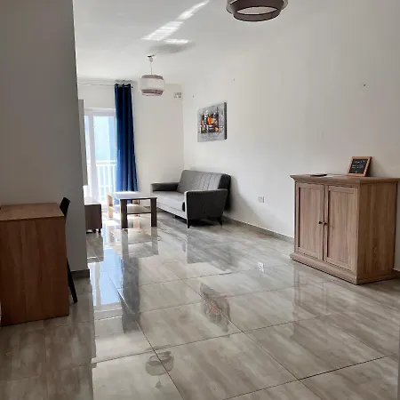 F3 Modern And Bright In Malta Apartment Msida
