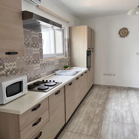 F3 Modern And Bright In Malta Msida