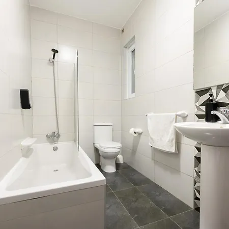 Appartement F3 Modern And Bright In Malta *